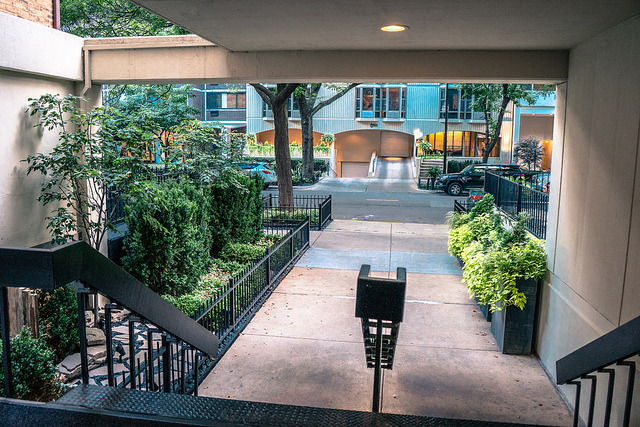 1339 N Dearborn Street Unit: 8A