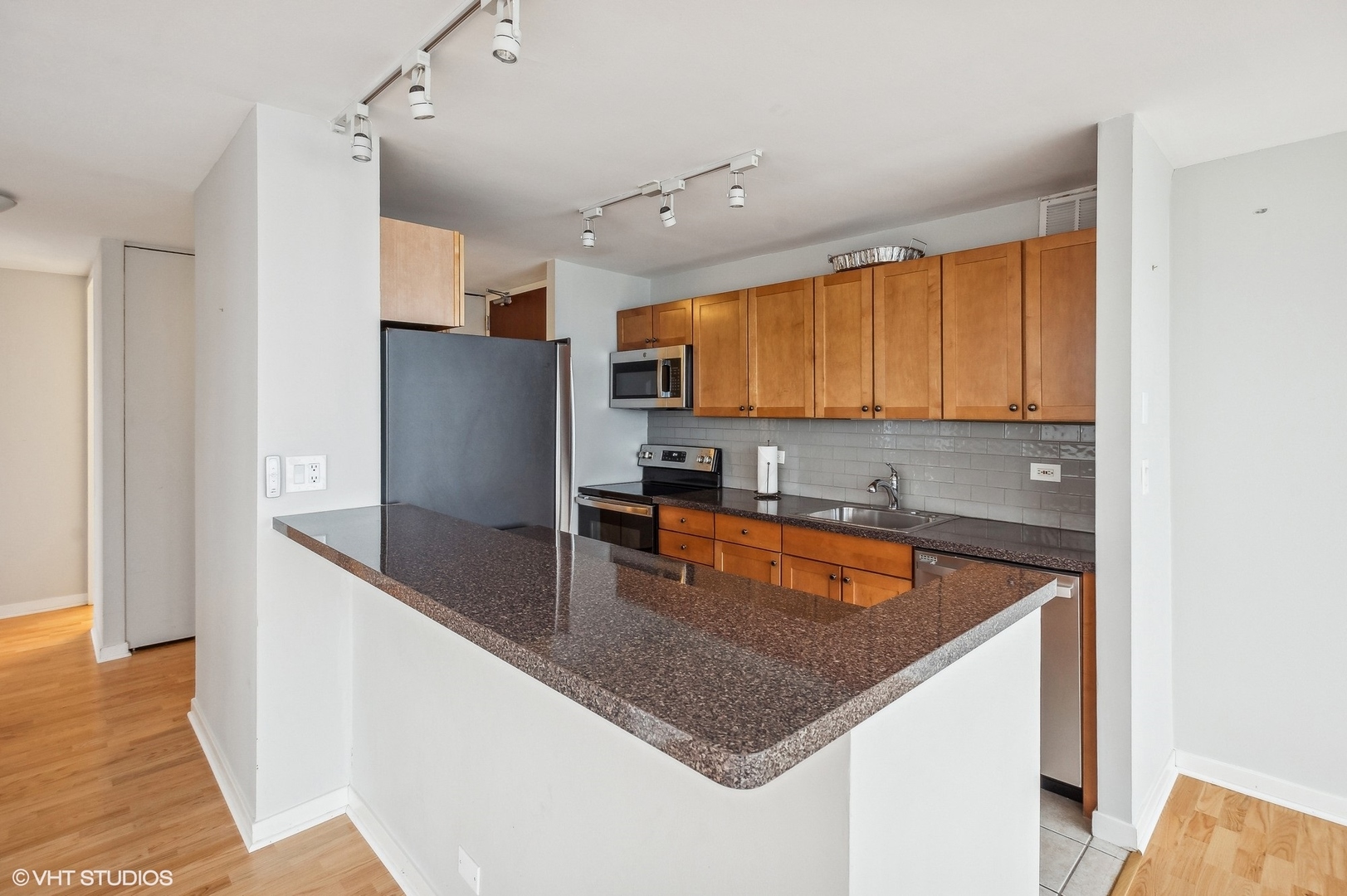 655 W Irving Park Road Unit: 5101