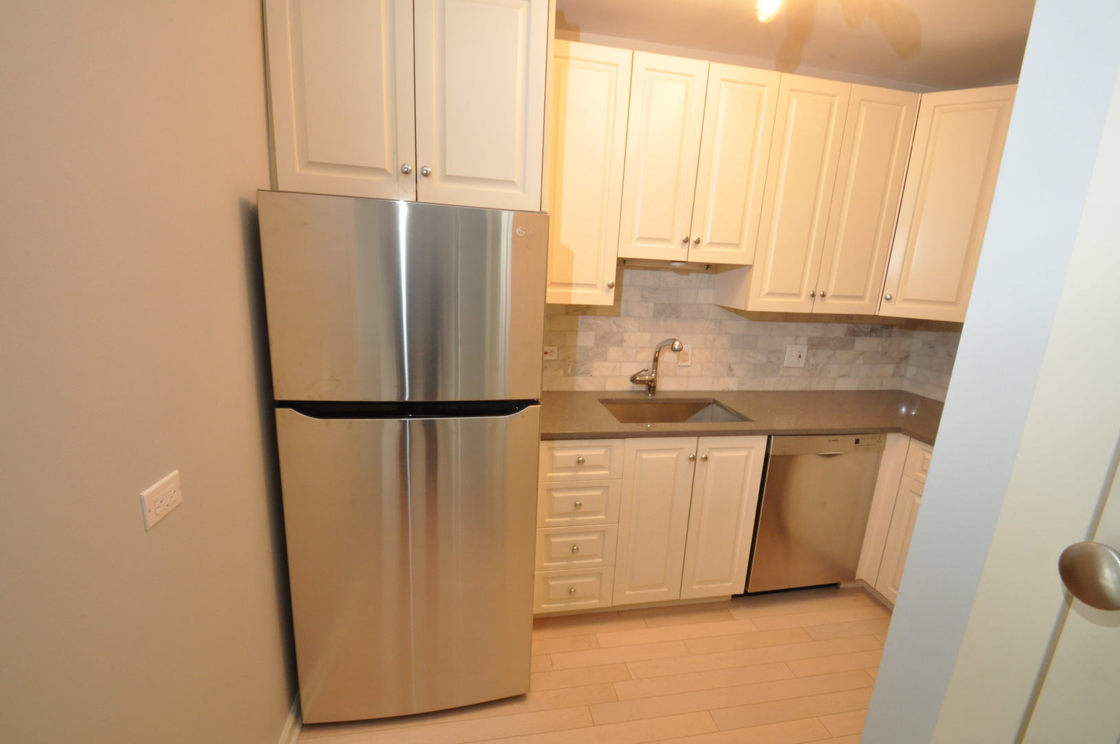 1550 N Lake Shore Drive Unit: 20F