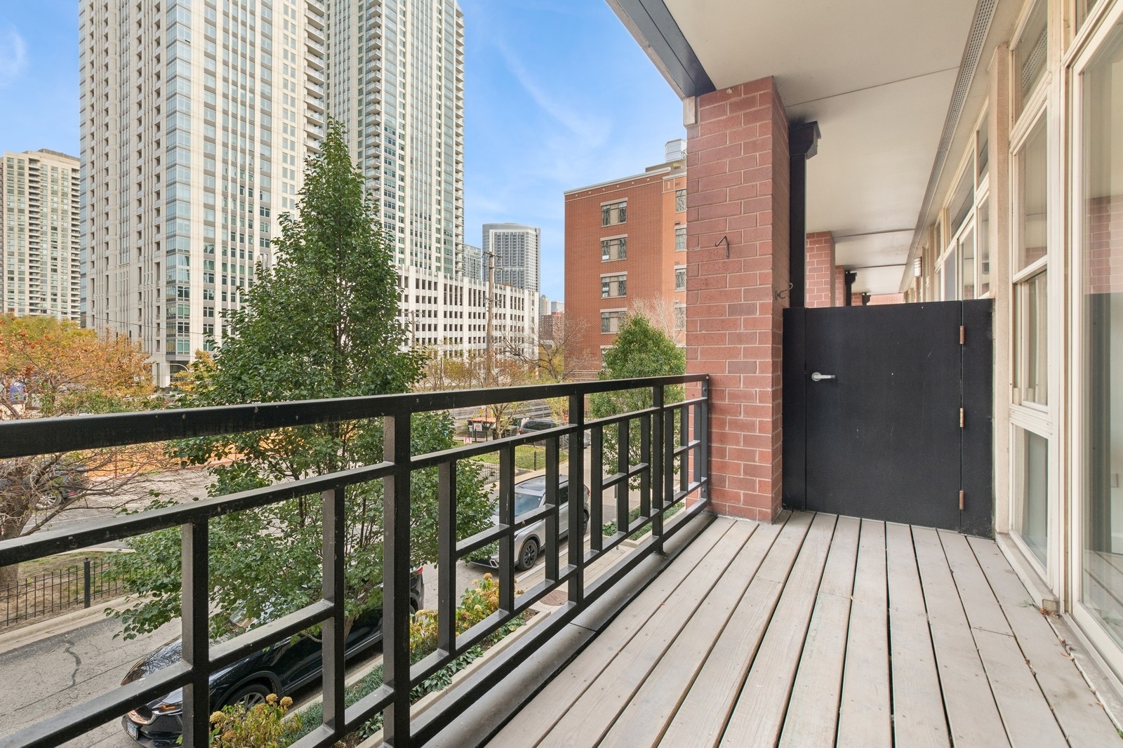 324 N Jefferson Street Unit: 206