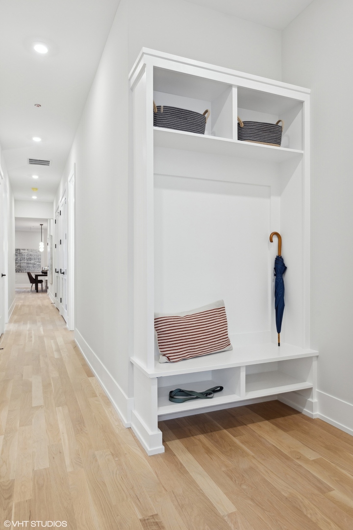 3121 N Clybourn Avenue Unit: 2N