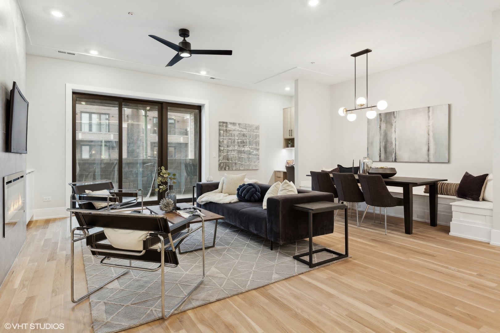 3121 N Clybourn Avenue Unit: 2N