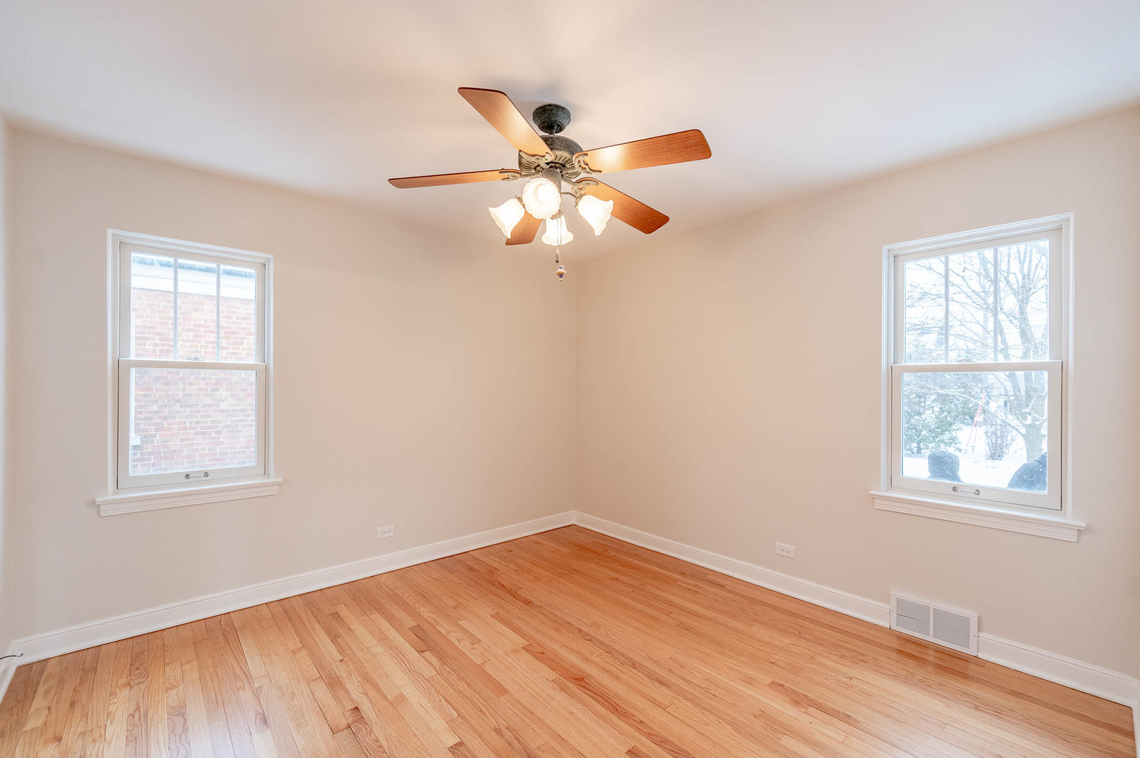 824 S Catherine Avenue