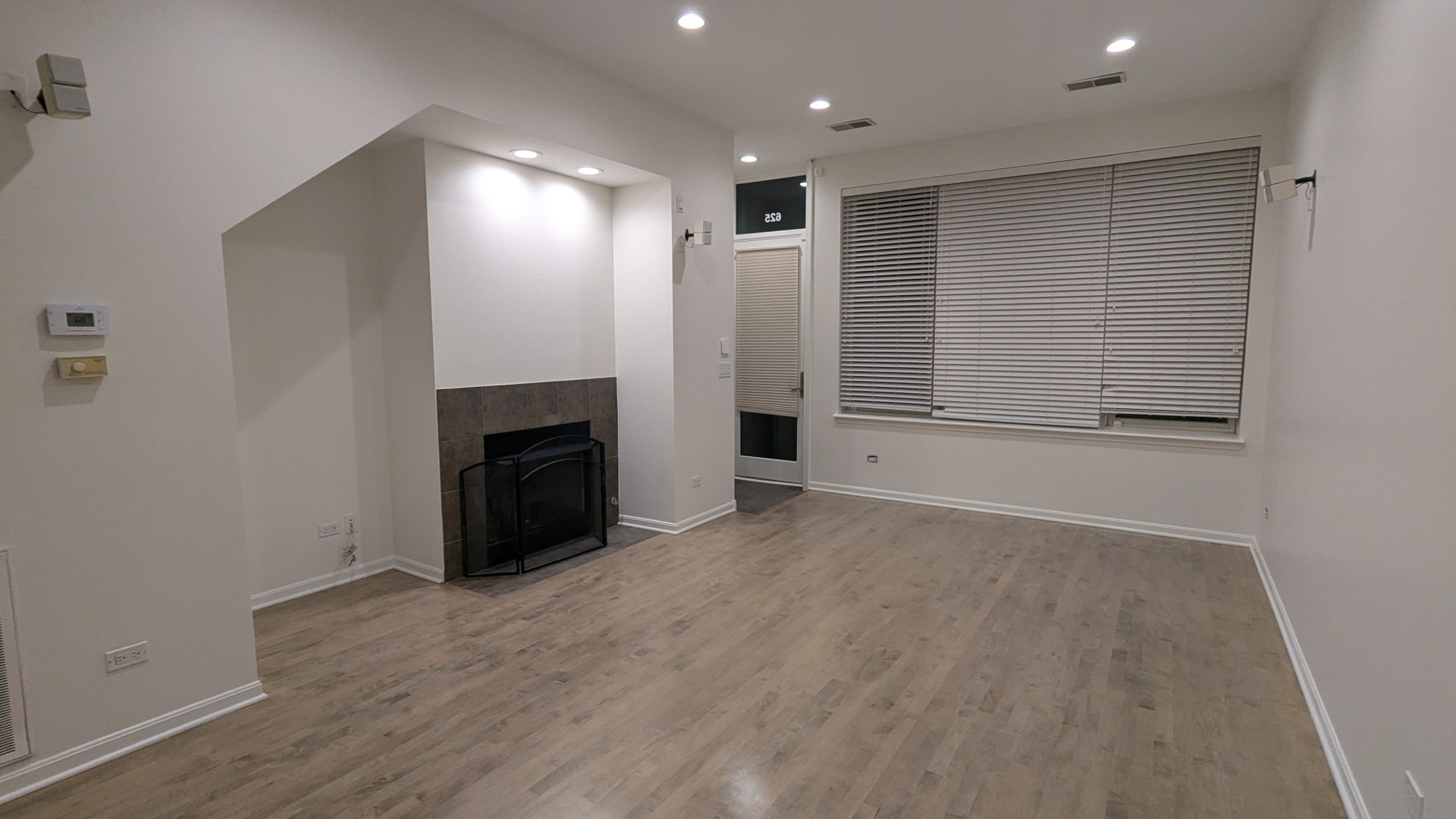 625 W Oak Street Unit: O