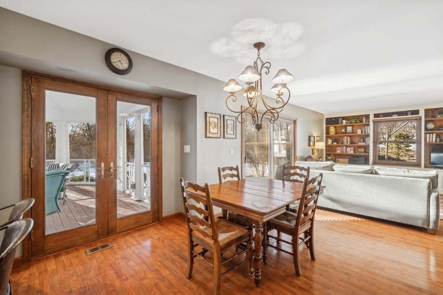 107 W Witchwood Lane