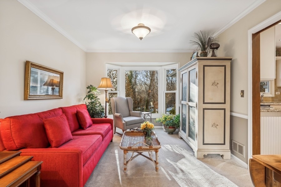 107 W Witchwood Lane