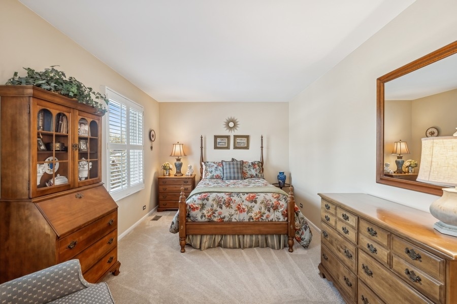 107 W Witchwood Lane