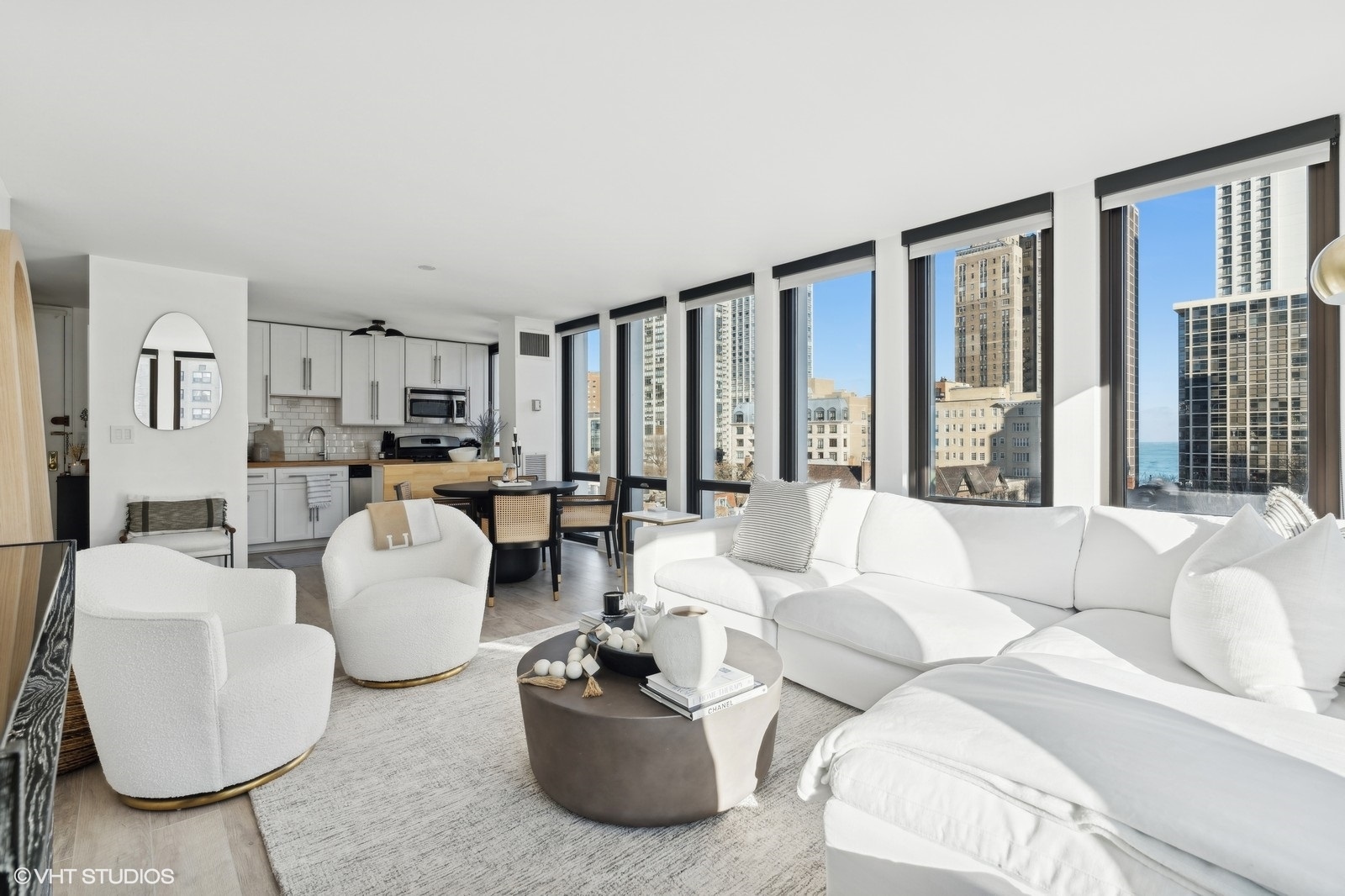 1 E Scott Street Unit: 804