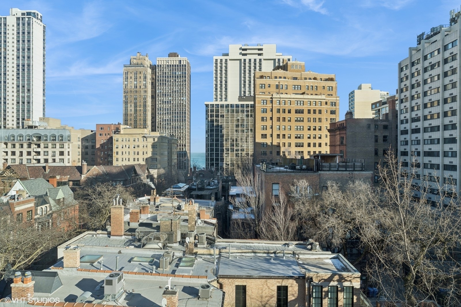 1 E Scott Street Unit: 804