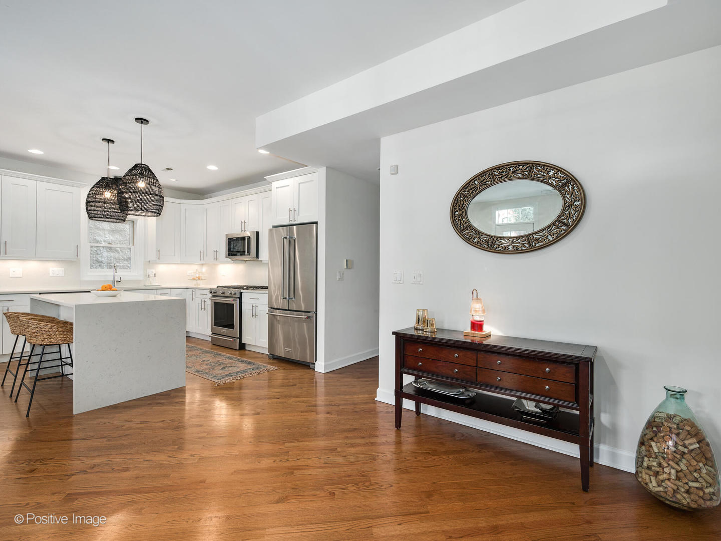 953 W Montana Street Unit: 2