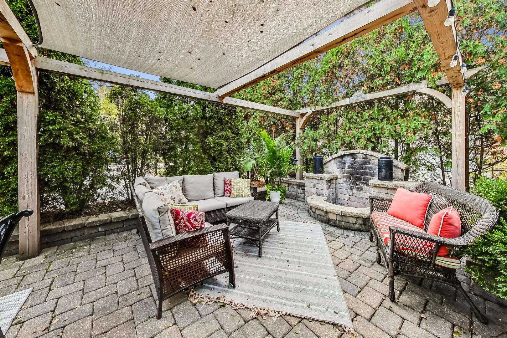 3946 Franklin Avenue