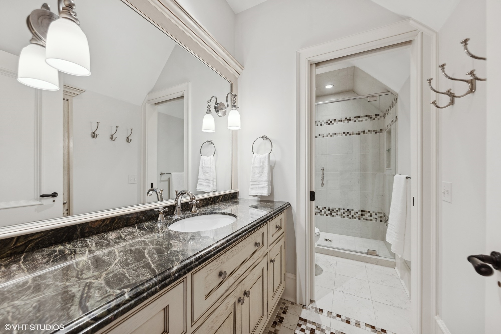 522 W Hickory Street