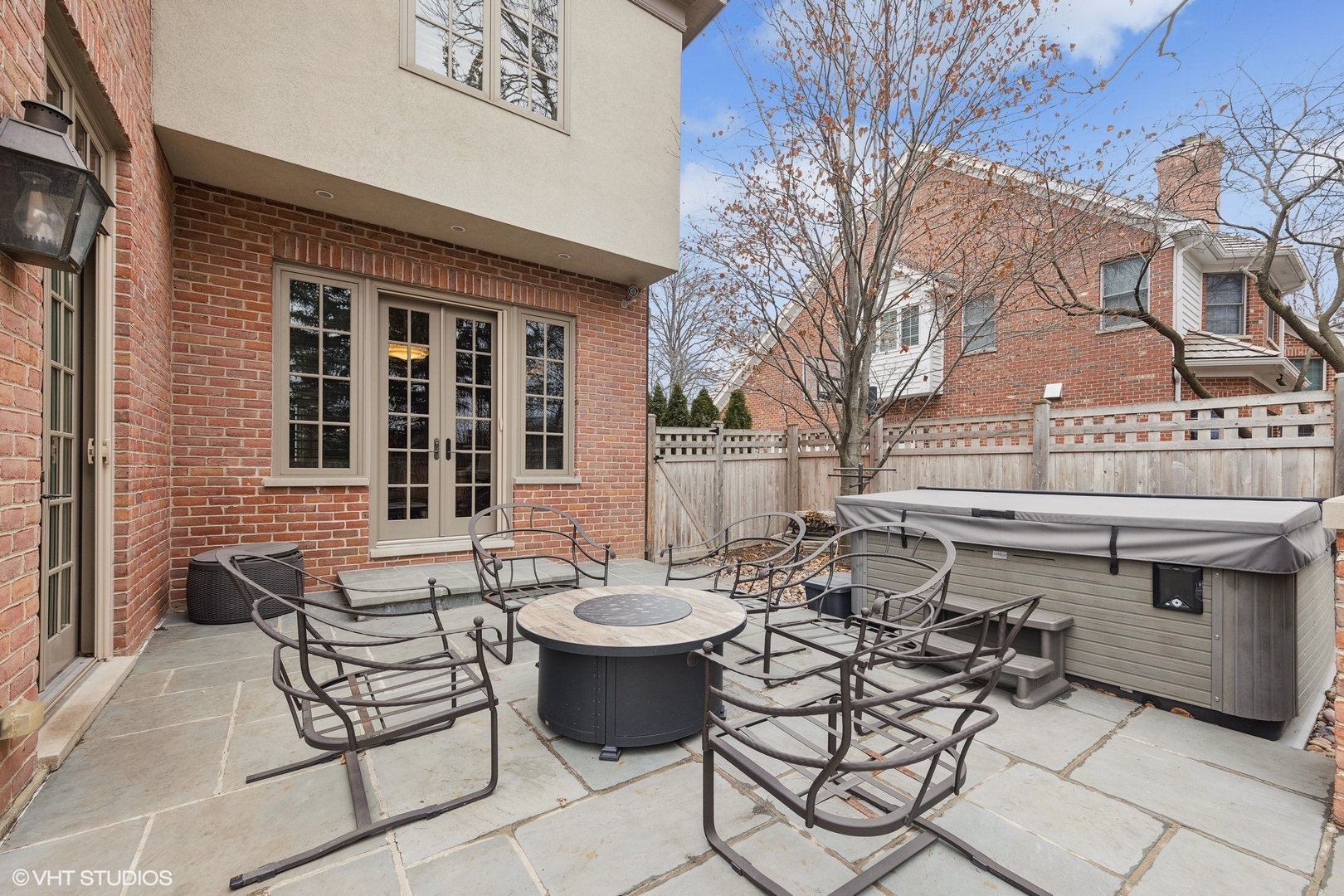 522 W Hickory Street