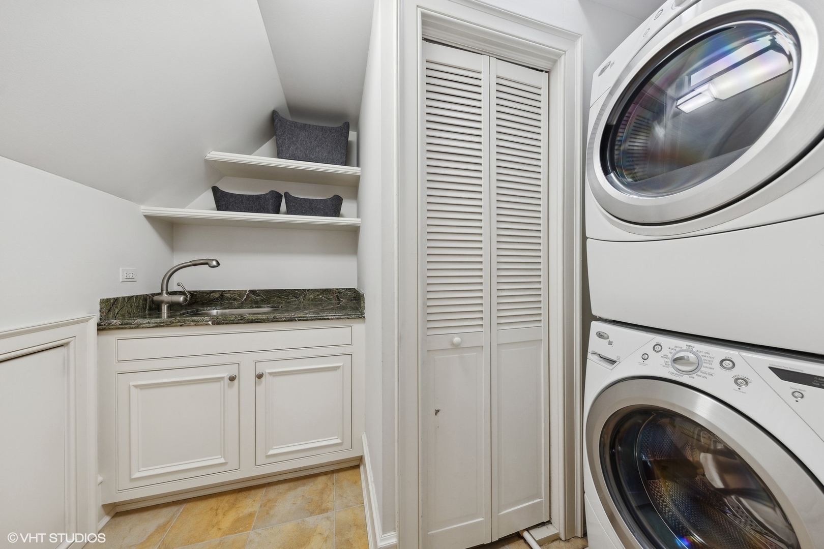 522 W Hickory Street