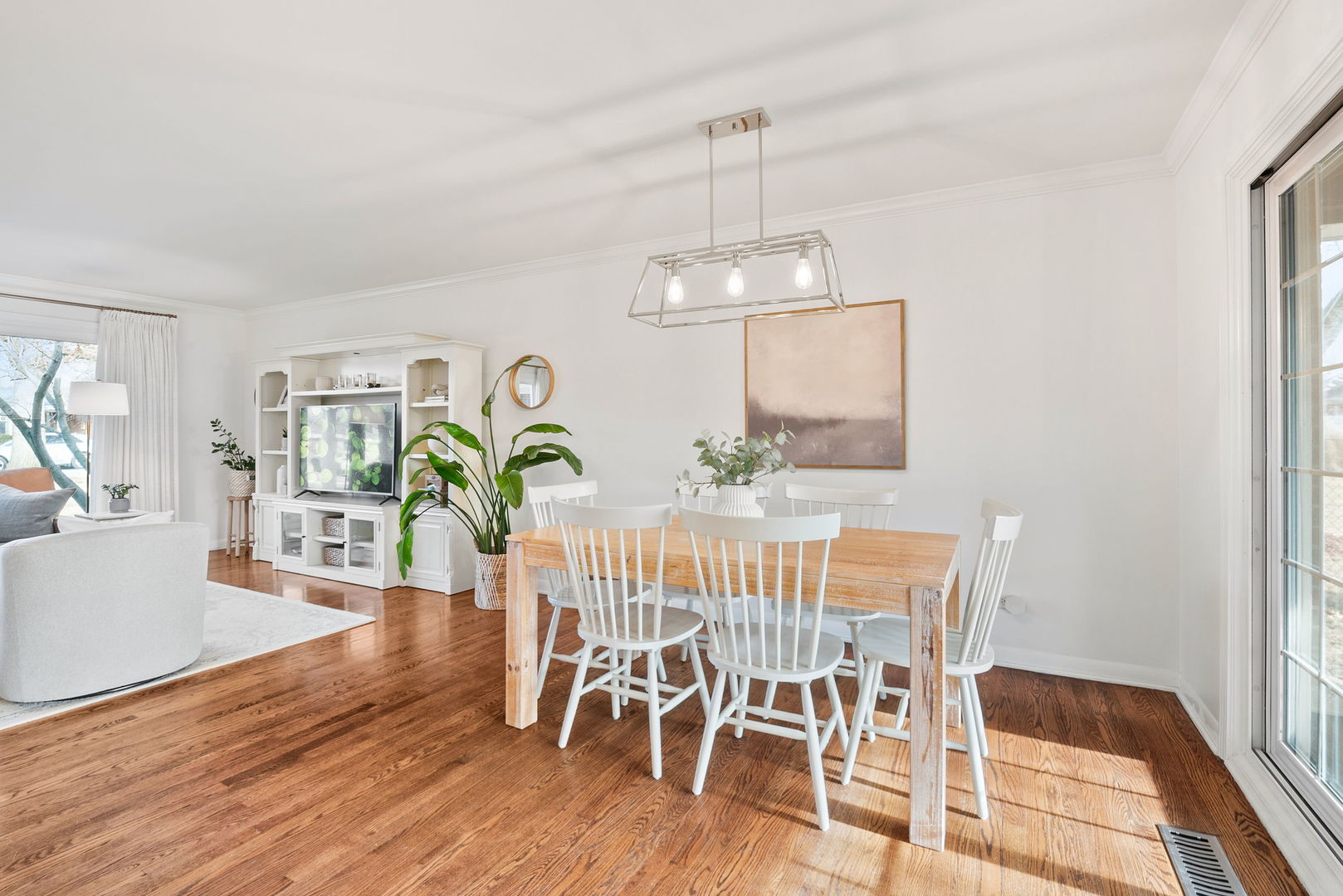 5124 Ellington Avenue