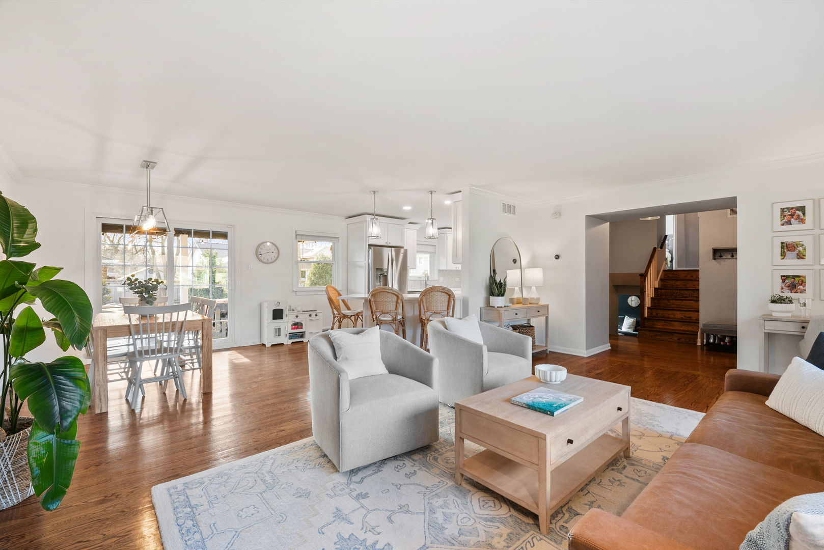 5124 Ellington Avenue