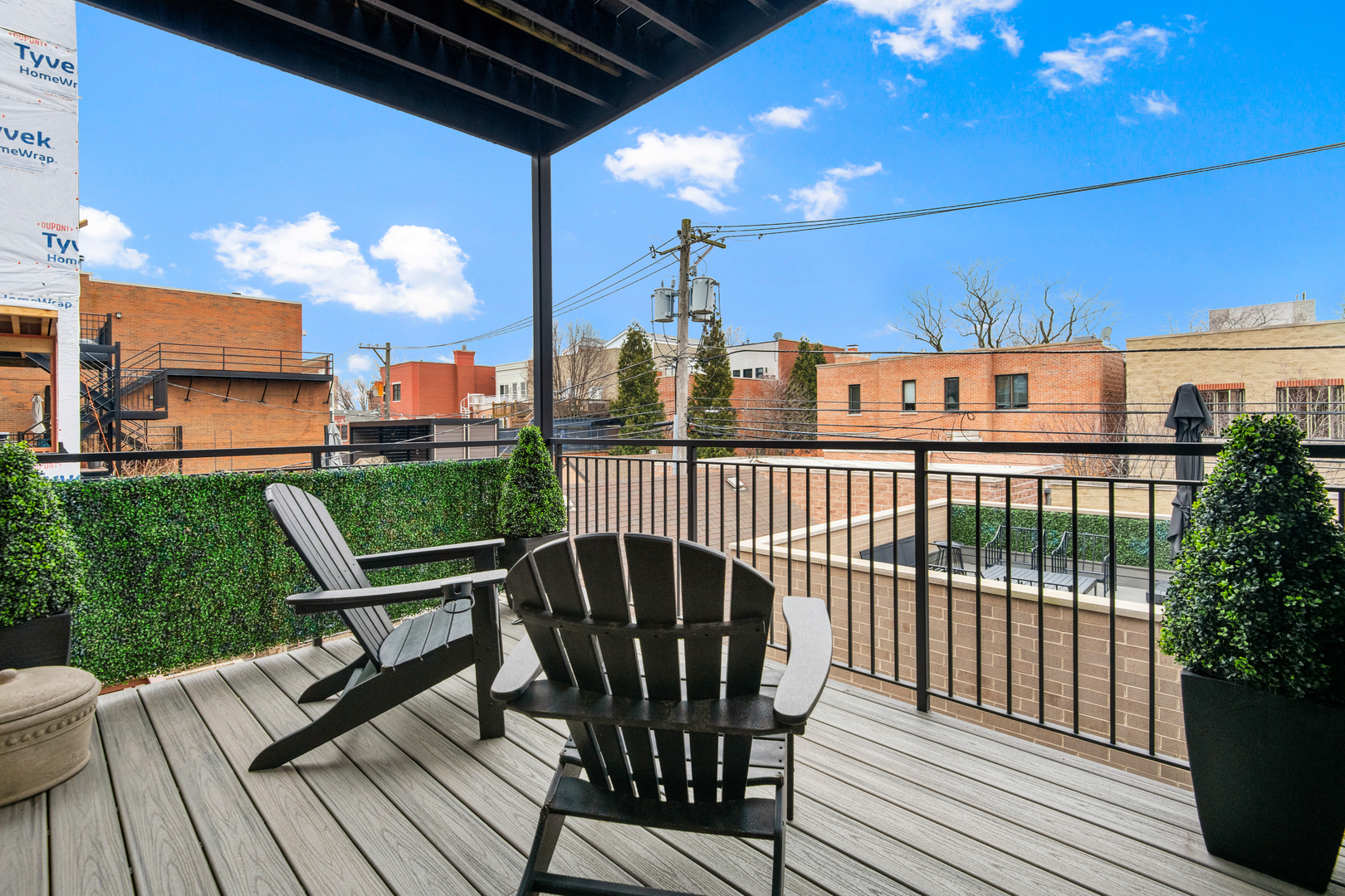 2040 N Racine Avenue Unit: 2