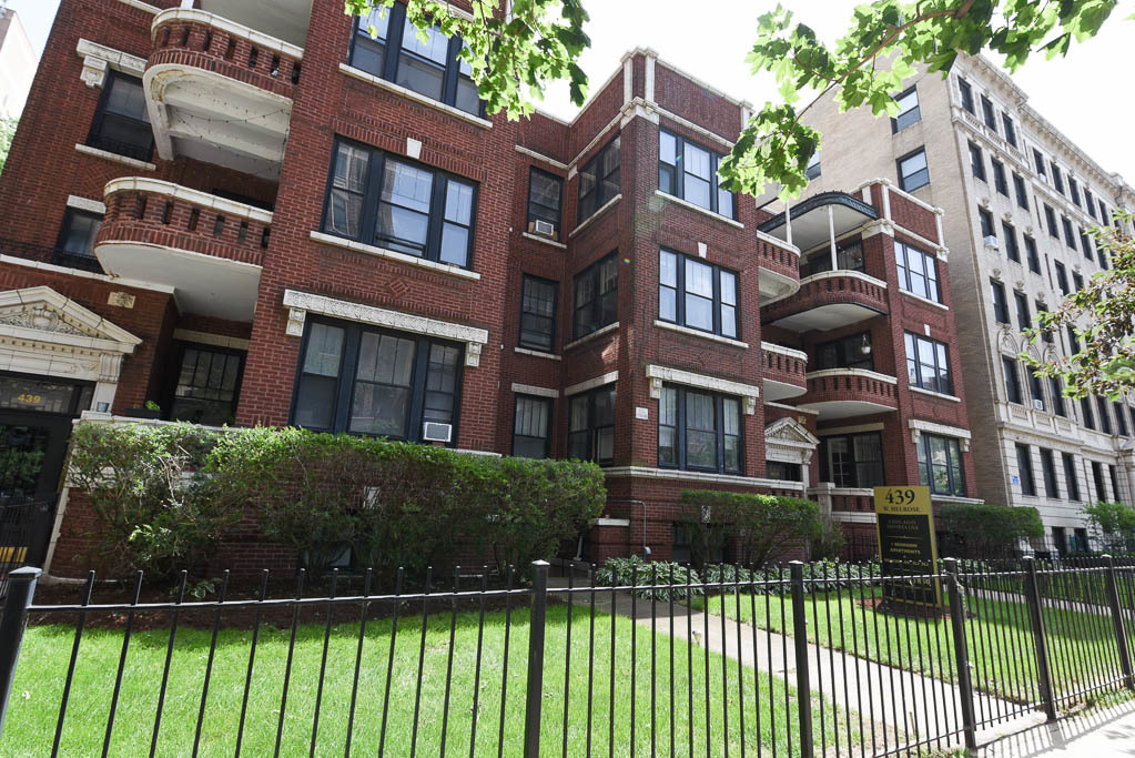 441 W Melrose Street Unit: 1C