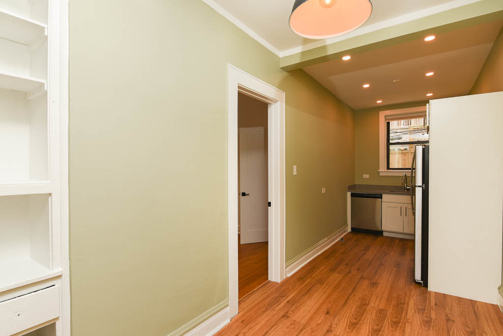 441 W Melrose Street Unit: 1C