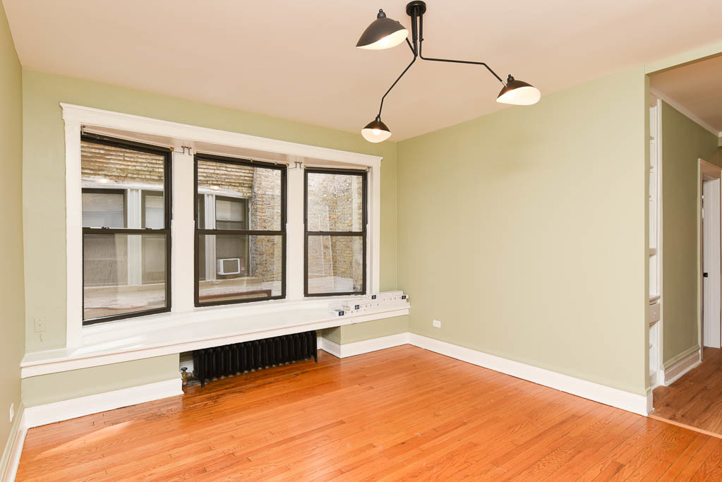 441 W Melrose Street Unit: 1C