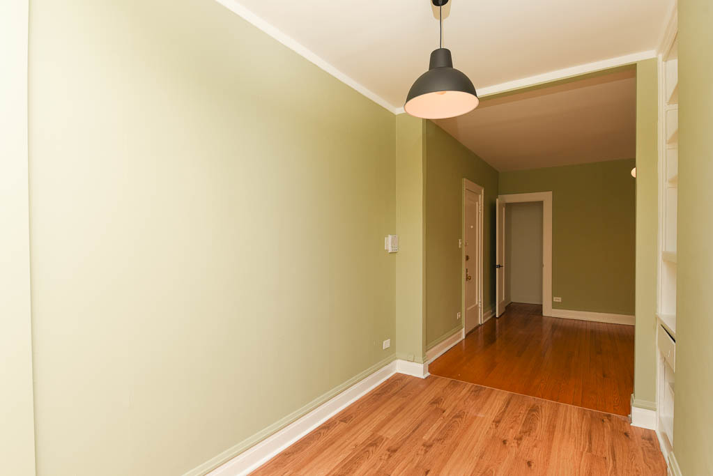 441 W Melrose Street Unit: 1C