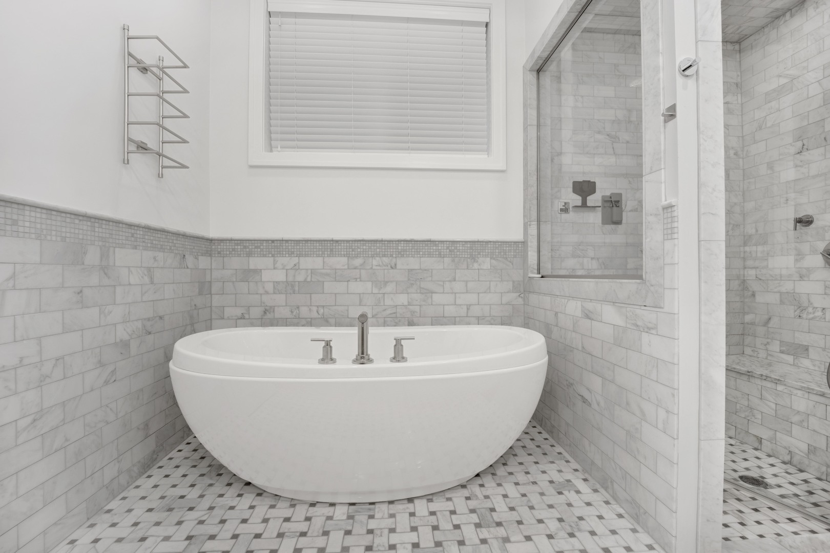 3324 N Damen Avenue Unit: 1S