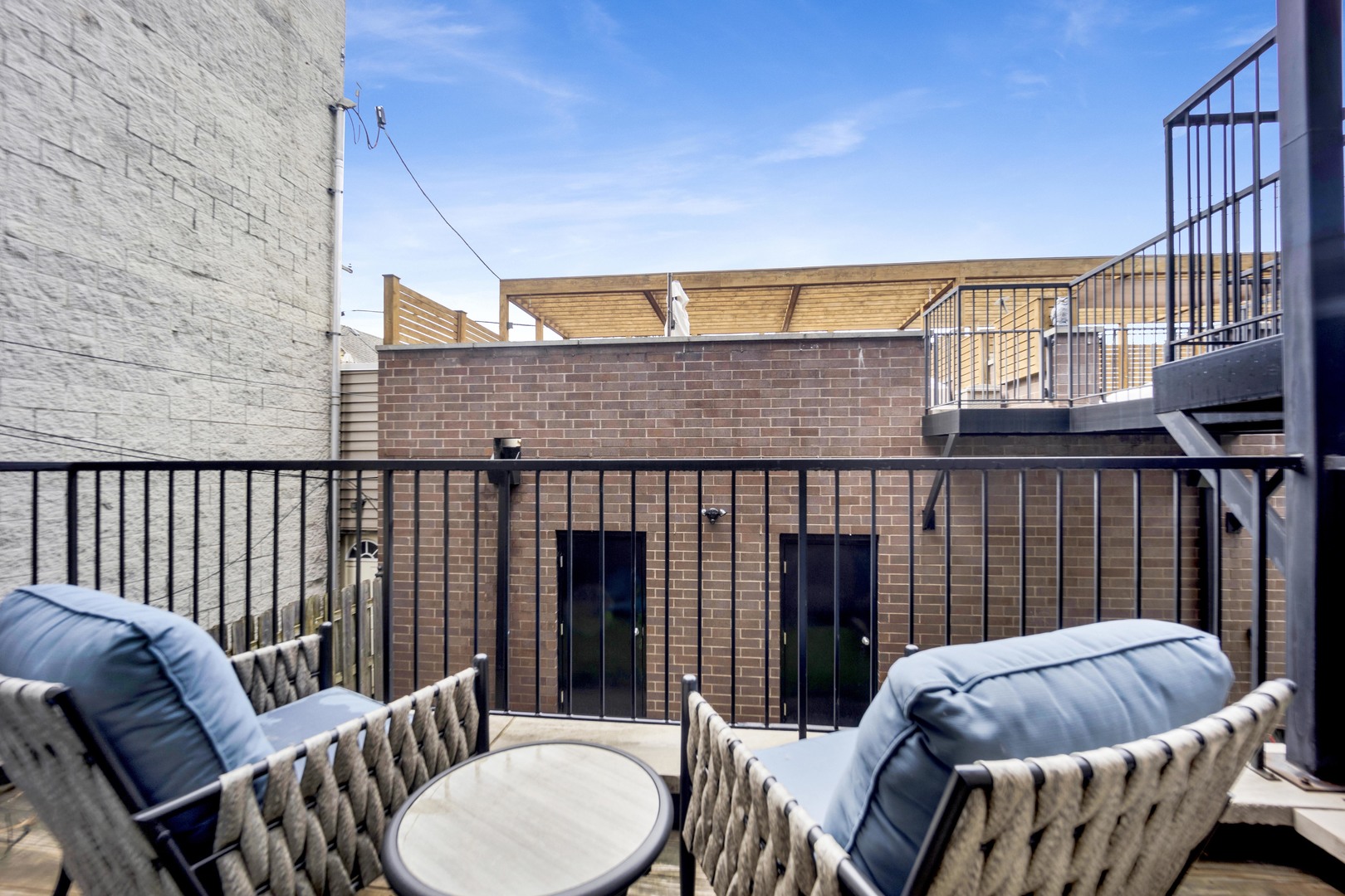 3324 N Damen Avenue Unit: 1S