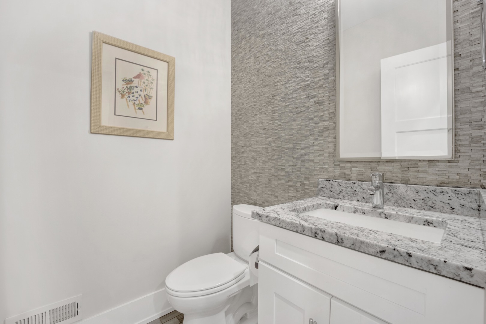 3324 N Damen Avenue Unit: 1S