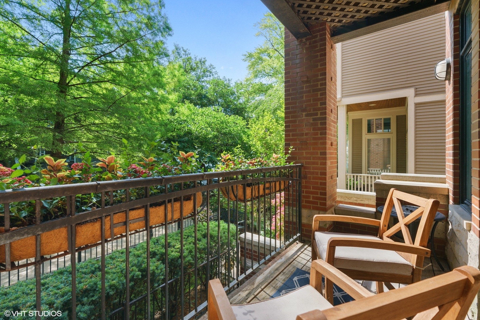 2620 N Mildred Avenue Unit: 1