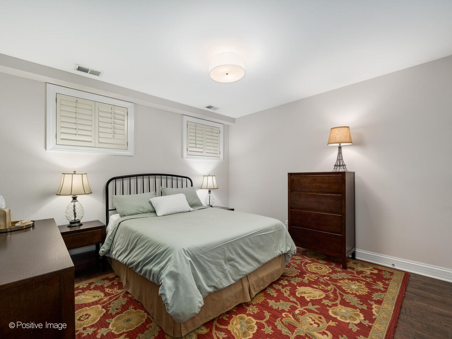 2620 N Mildred Avenue Unit: 1