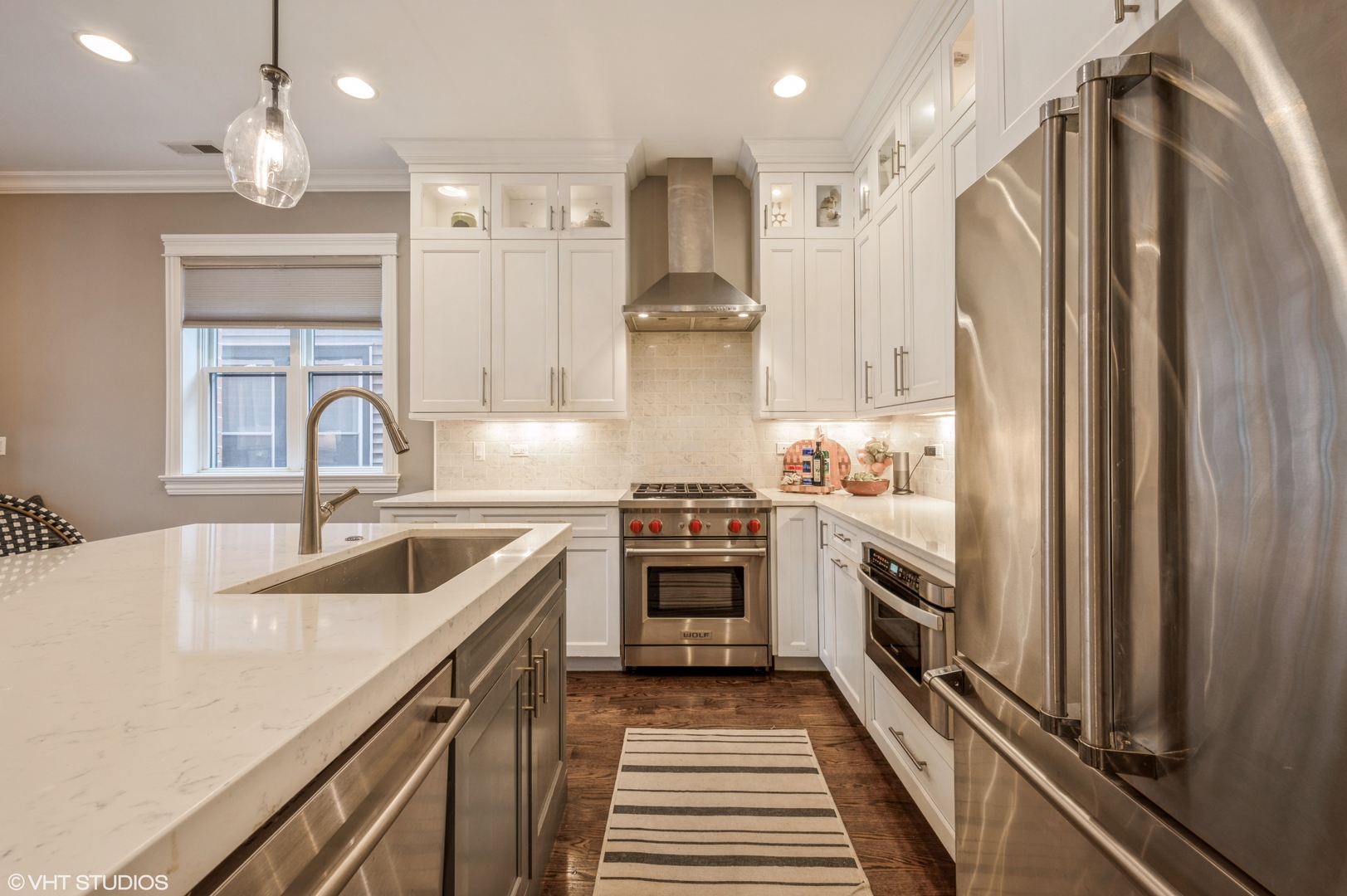 2621 N Southport Avenue Unit: 2