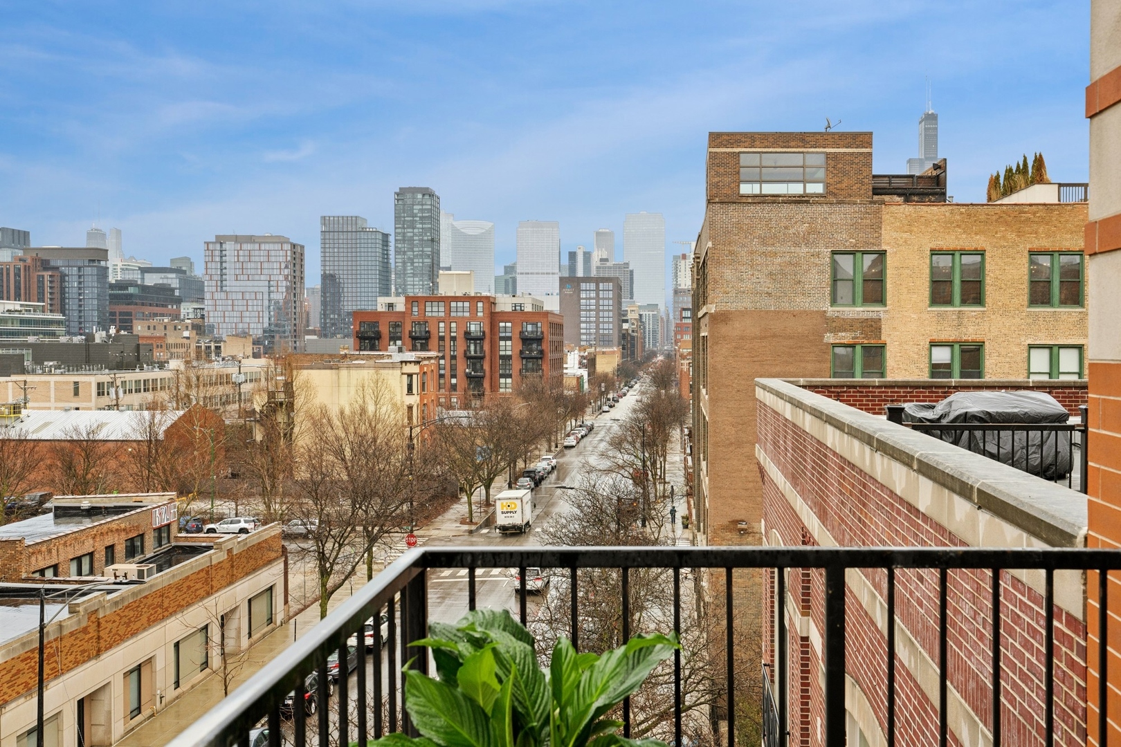 1355 W Washington Boulevard Unit: 5B
