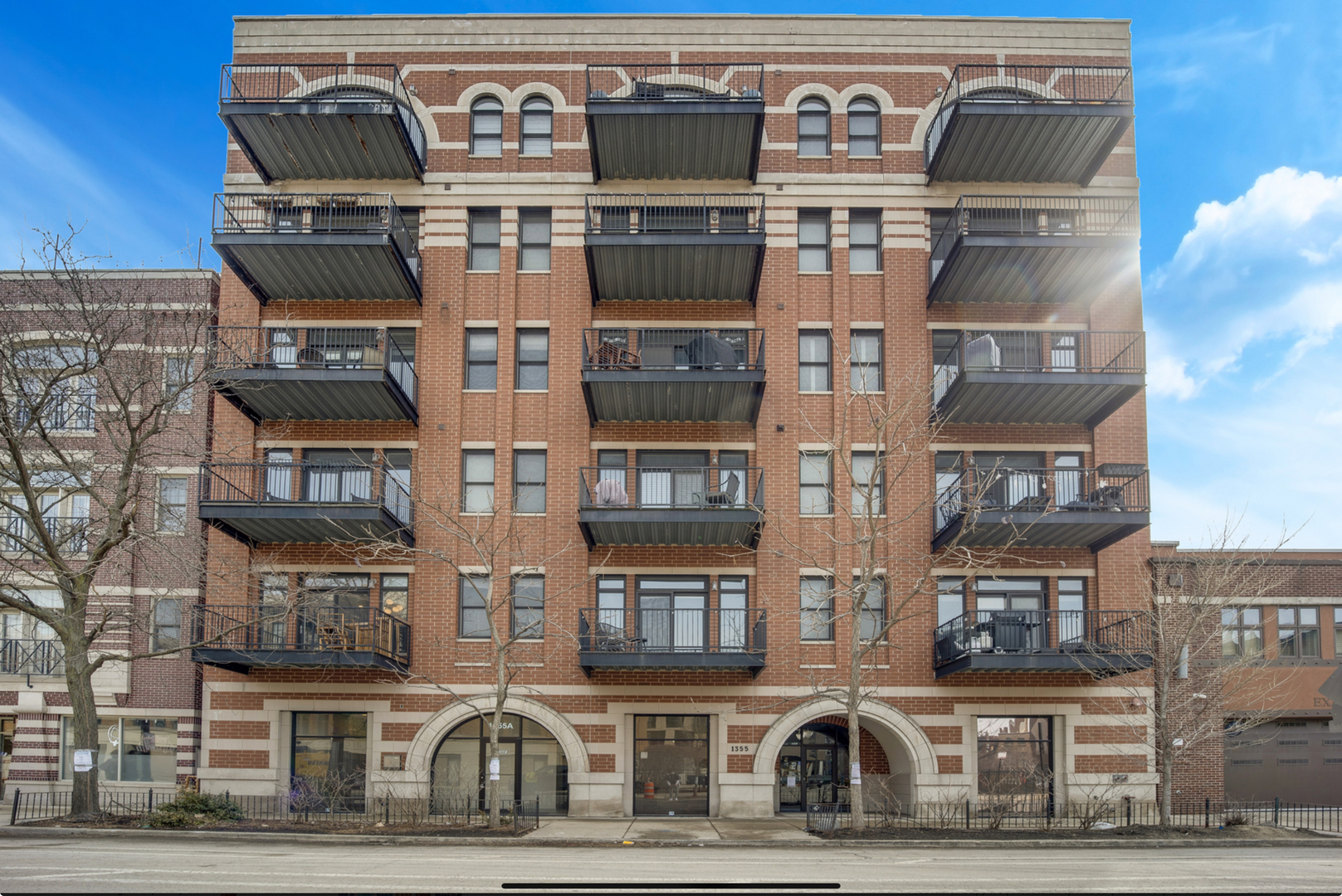 1355 W Washington Boulevard Unit: 5B