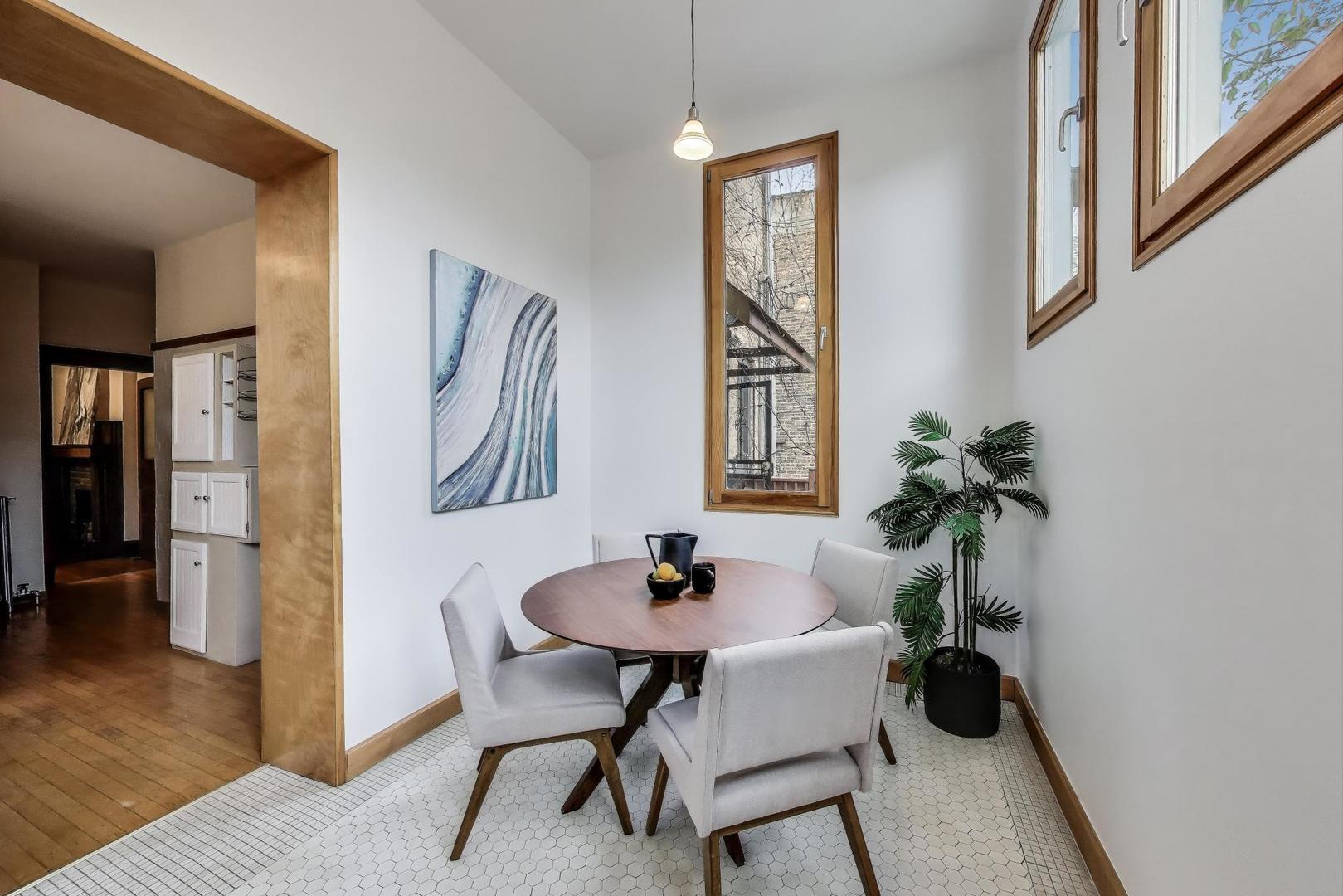 5429 S DREXEL Avenue