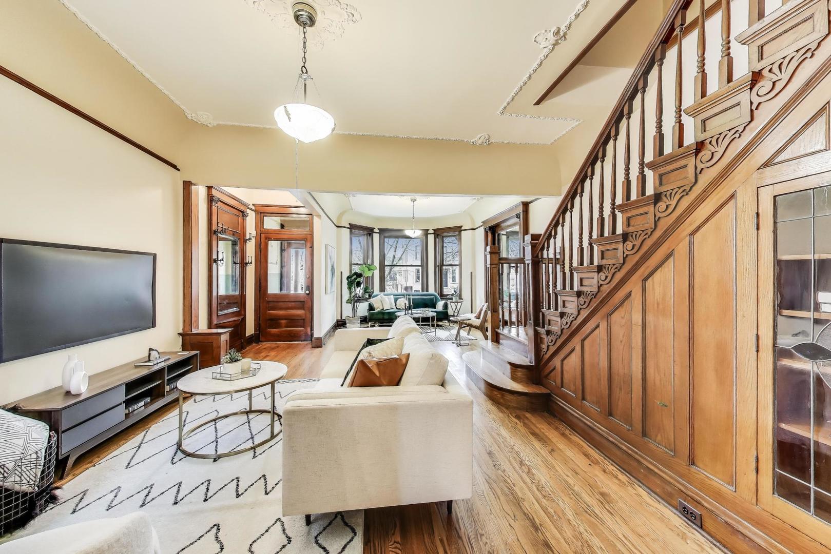 5429 S DREXEL Avenue