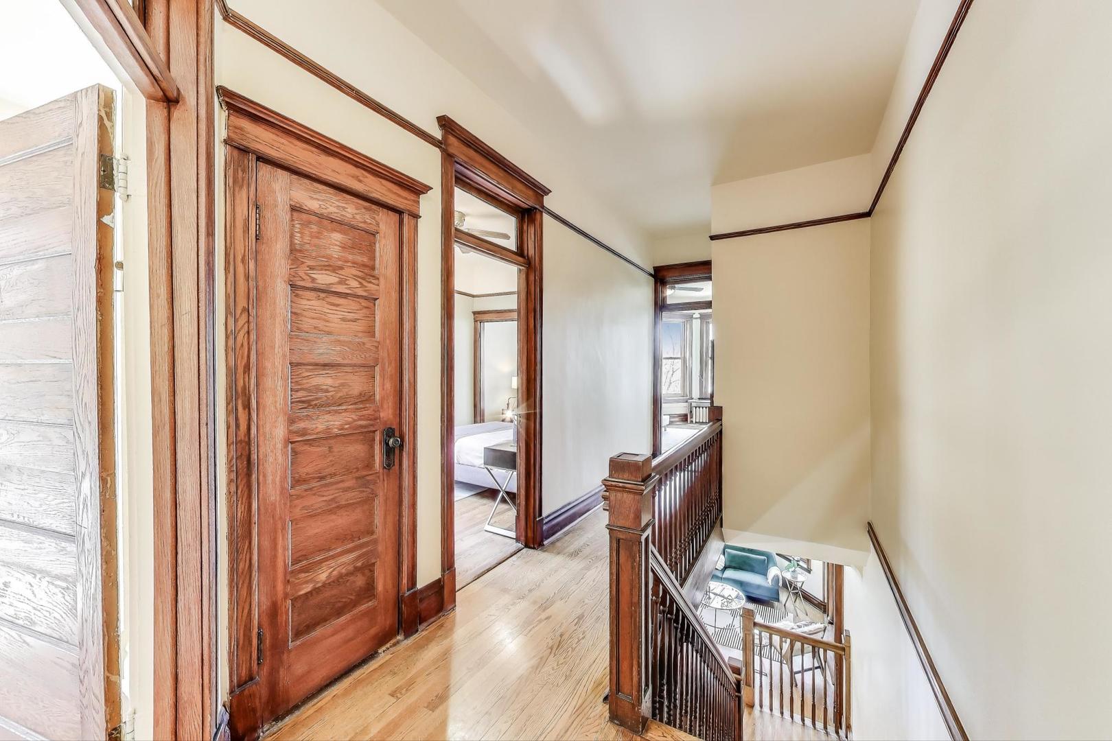 5429 S DREXEL Avenue