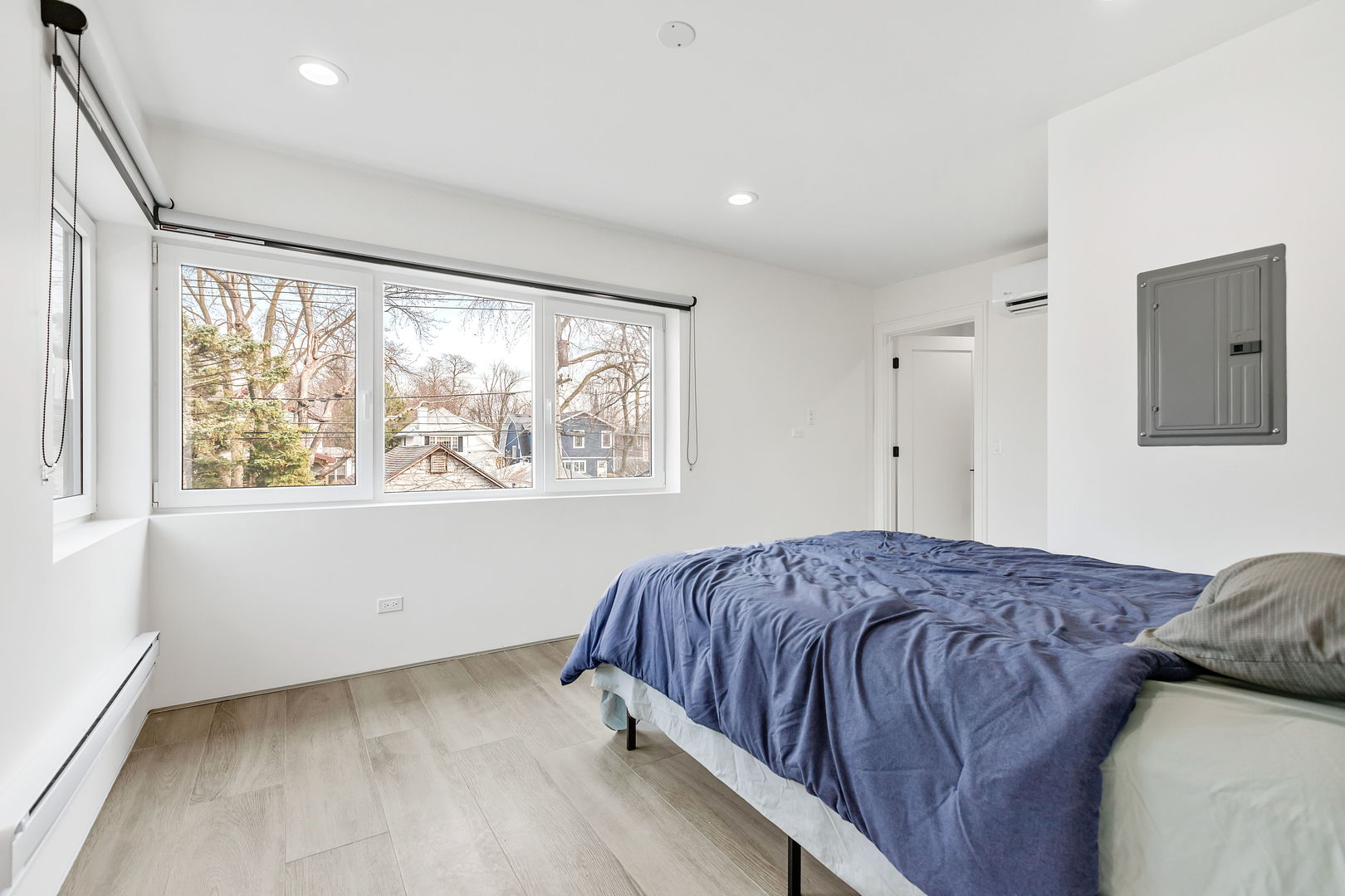 1025 N HARLEM Avenue Unit: A