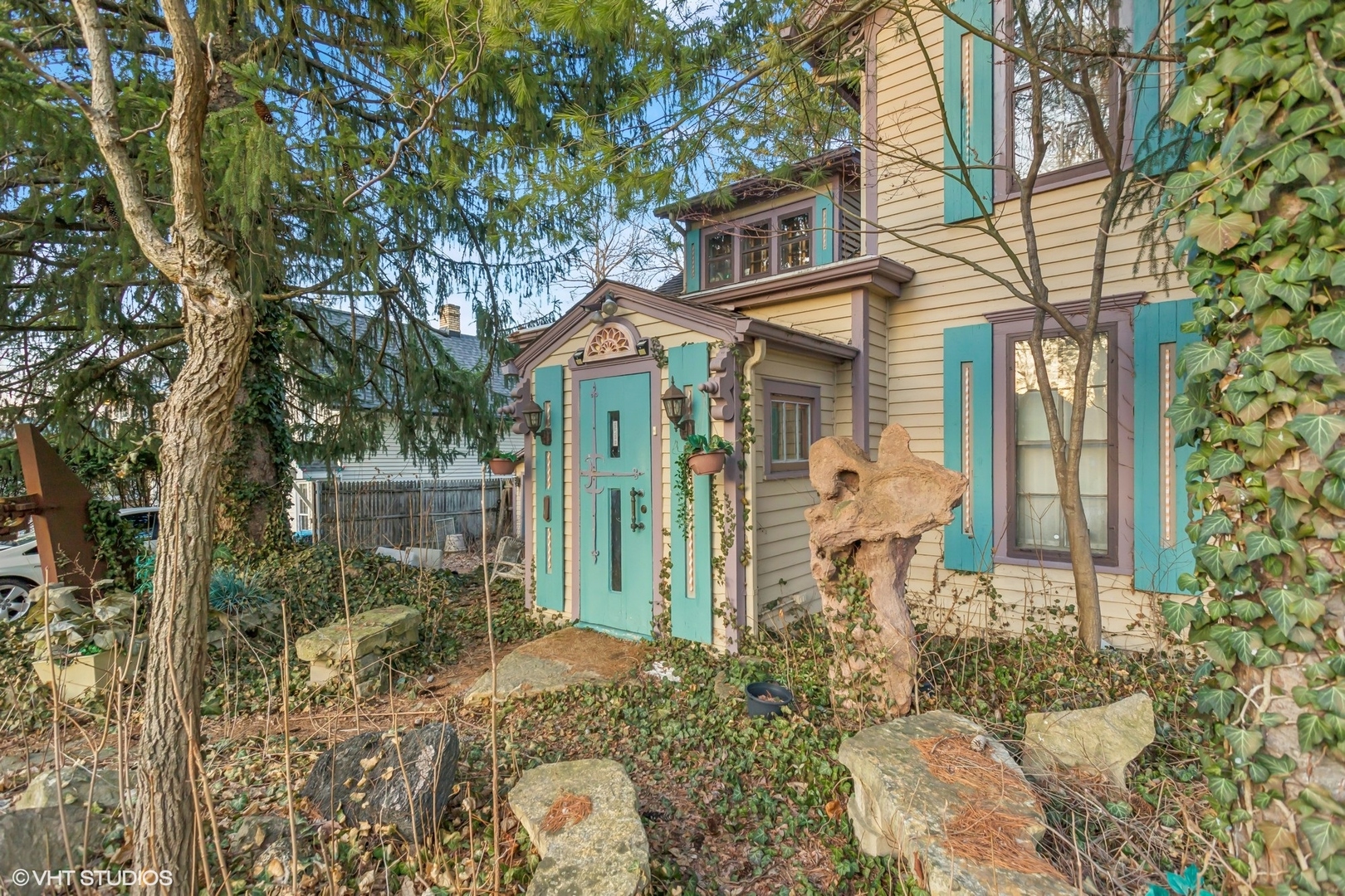 5317 Washington Street