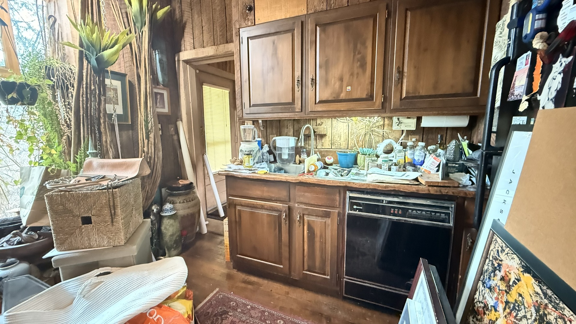 5317 Washington Street