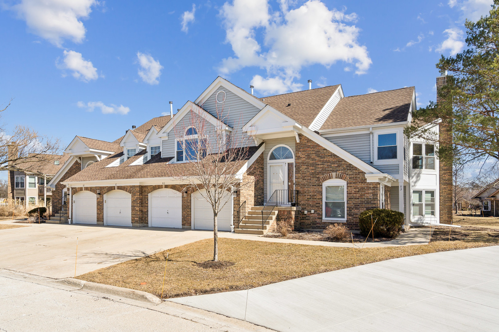 83 Willow Parkway Unit: 83