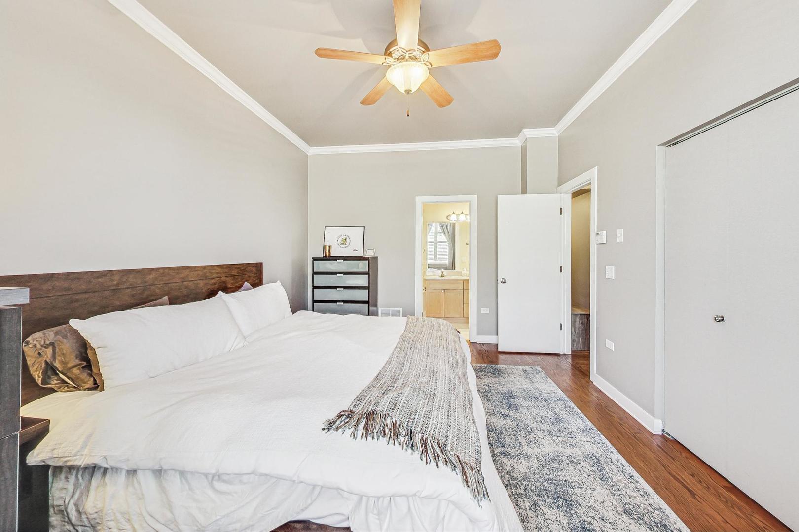 2342 W Bloomingdale Avenue Unit: 408