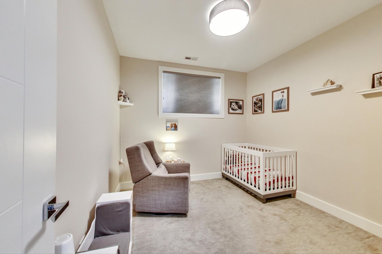 1741 W Roscoe Street Unit: 1