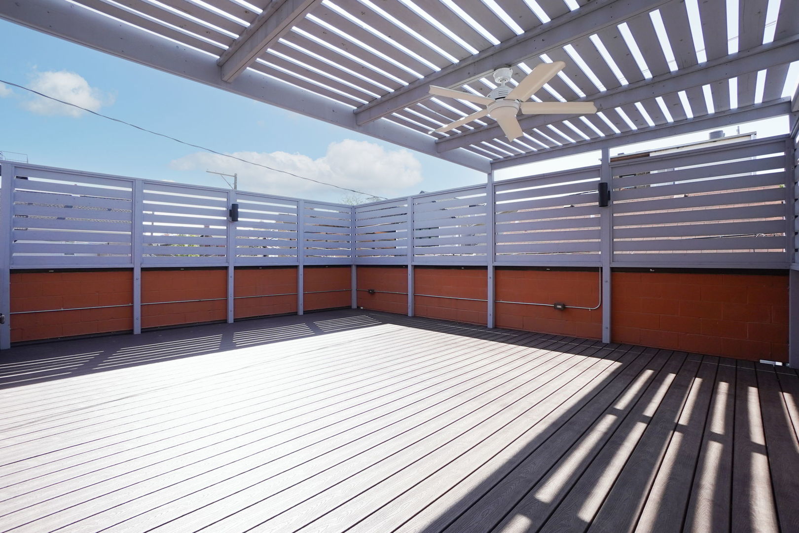 1741 W Roscoe Street Unit: 1