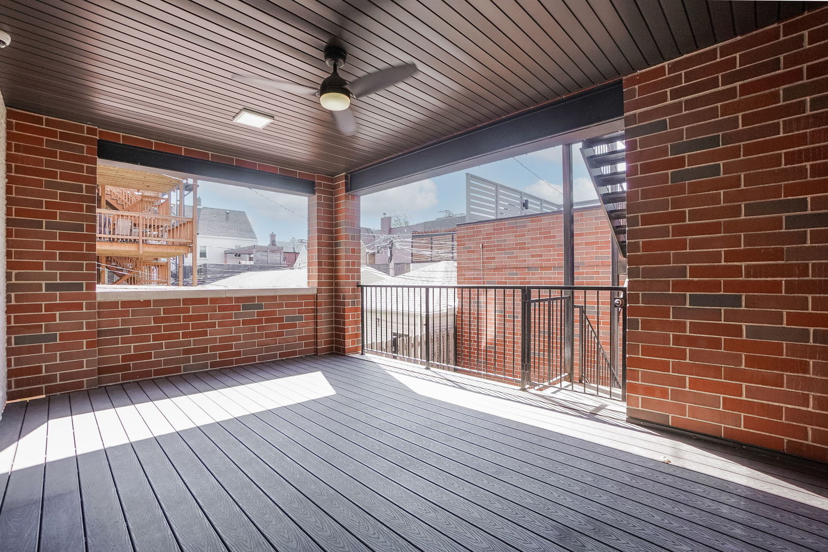 1741 W Roscoe Street Unit: 1