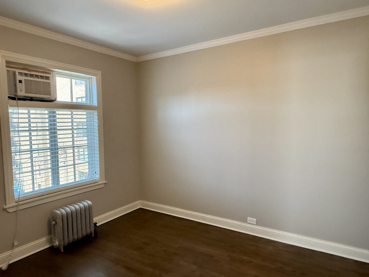 511 W Aldine Avenue Unit: 3E