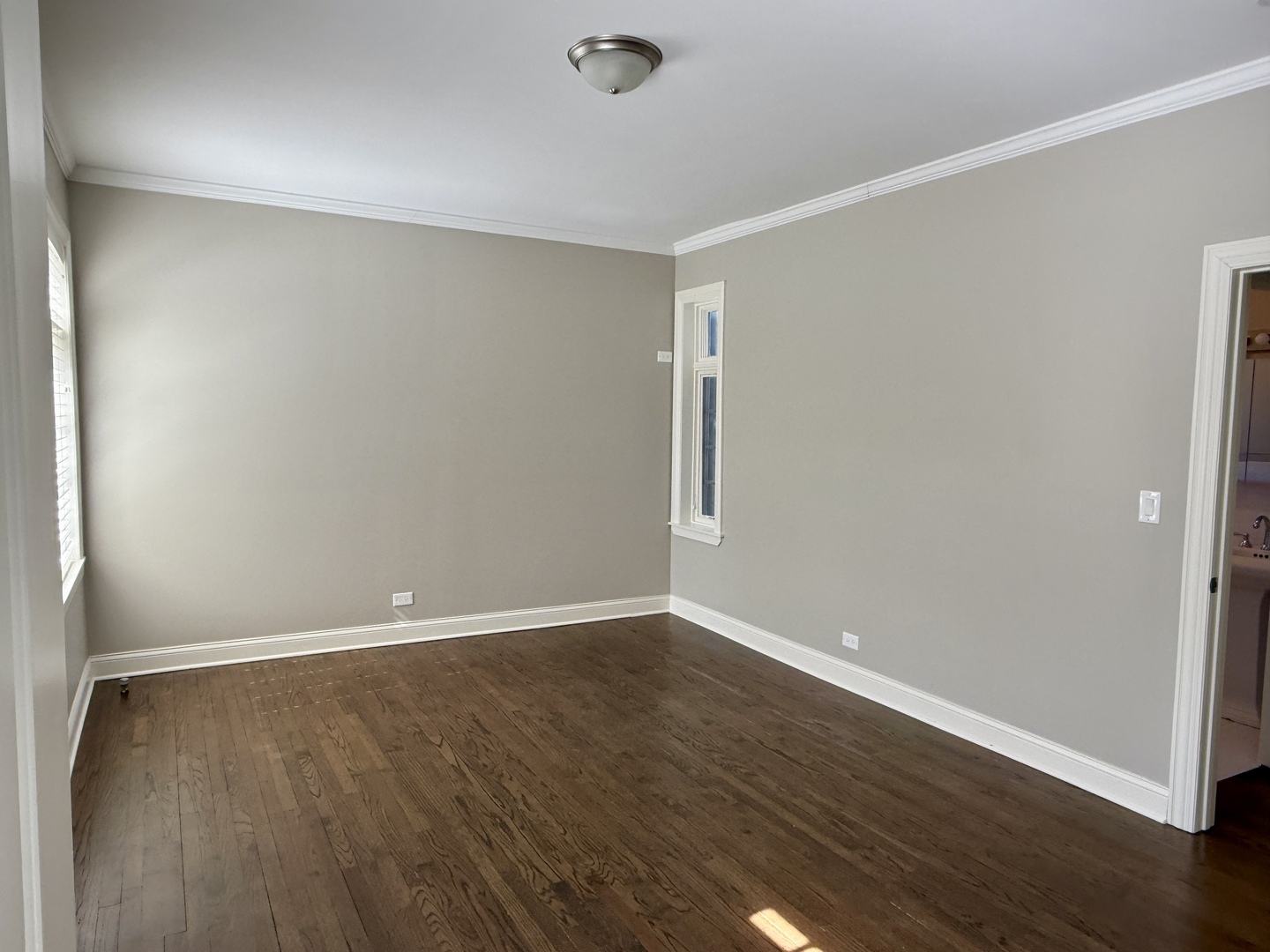 511 W Aldine Avenue Unit: 3E