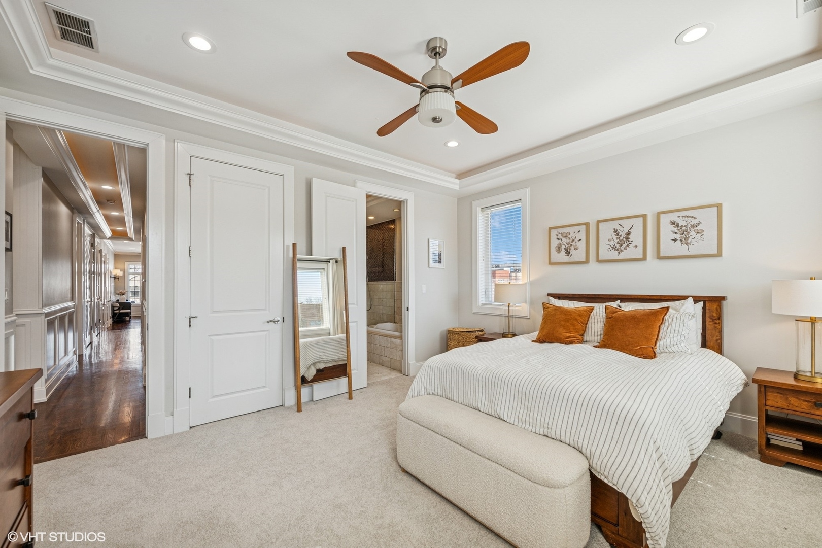 1951 W BELMONT Avenue Unit: 3E