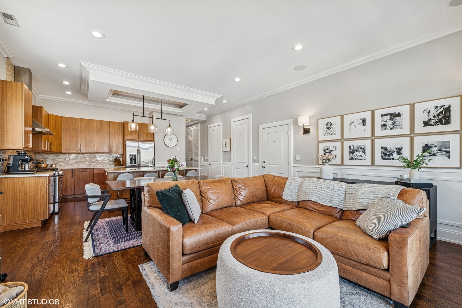 1951 W BELMONT Avenue Unit: 3E