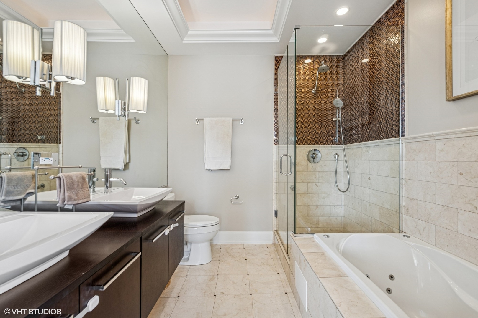 1951 W BELMONT Avenue Unit: 3E