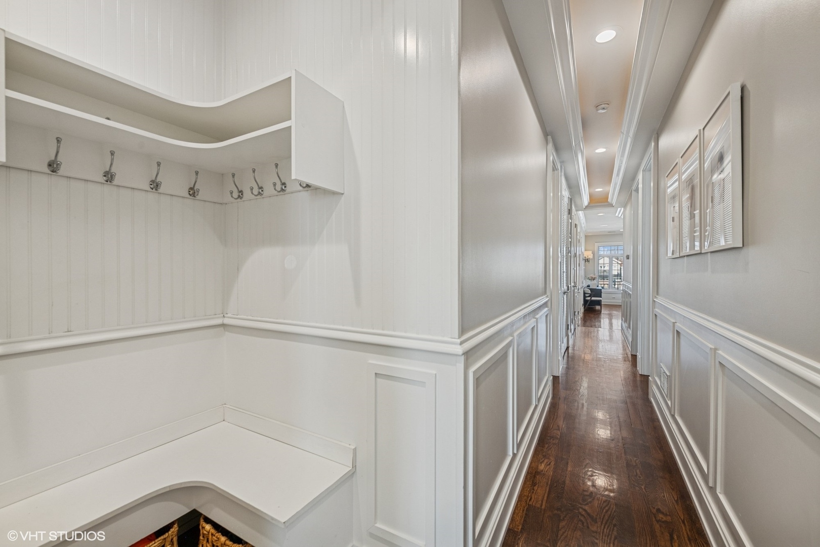 1951 W BELMONT Avenue Unit: 3E